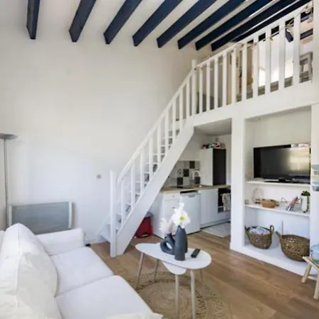 Centre Port Cap D'agde - La Desirade アパート